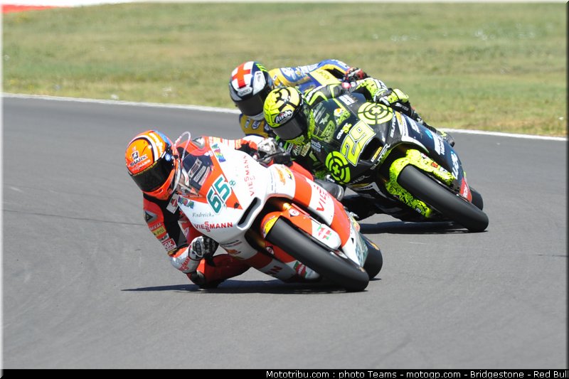 moto2_0067_italie_mugello_2011