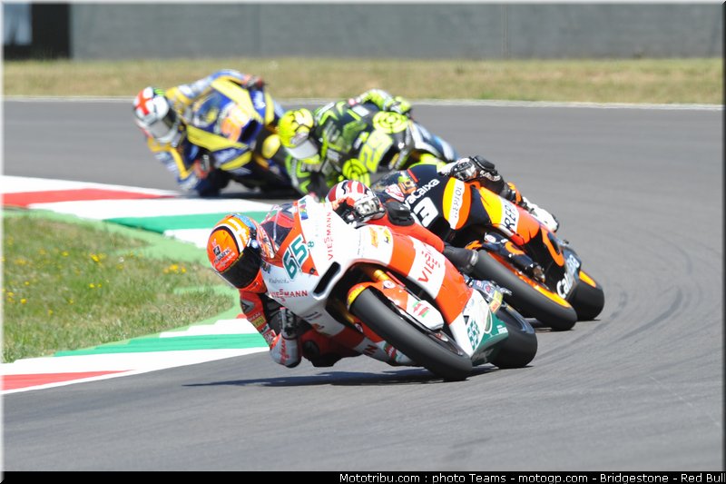 moto2_0068_italie_mugello_2011