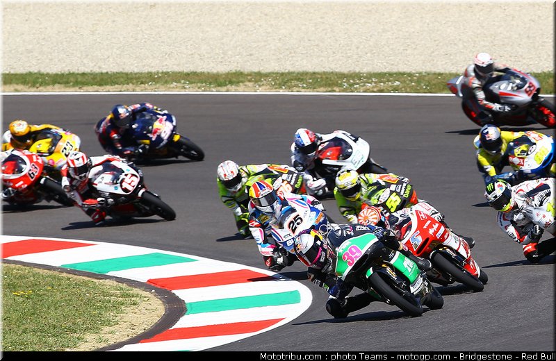moto2_0069_italie_mugello_2011
