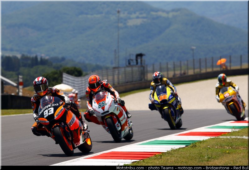 moto2_0070_italie_mugello_2011