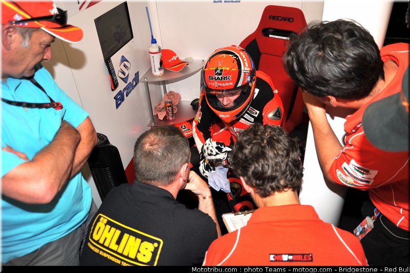 moto2_bradl_0010_italie_mugello_2011