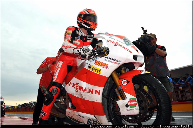 moto2_bradl_0013_italie_mugello_2011
