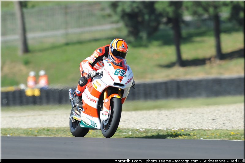 moto2_bradl_0022_italie_mugello_2011