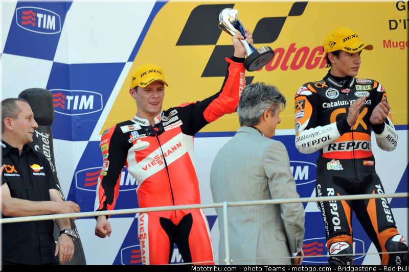moto2_bradl_0025_italie_mugello_2011