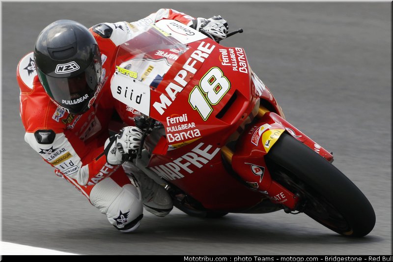 moto2_fores_0002_italie_mugello_2011