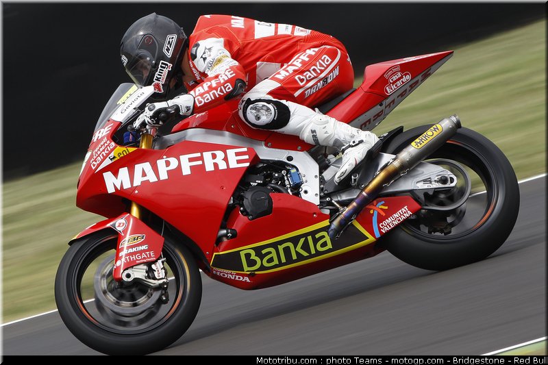 moto2_fores_0004_italie_mugello_2011