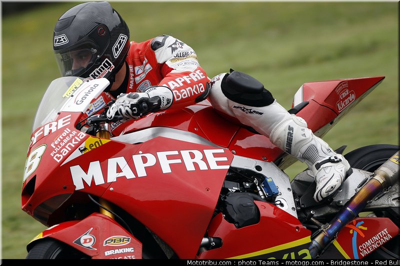 moto2_fores_0007_italie_mugello_2011