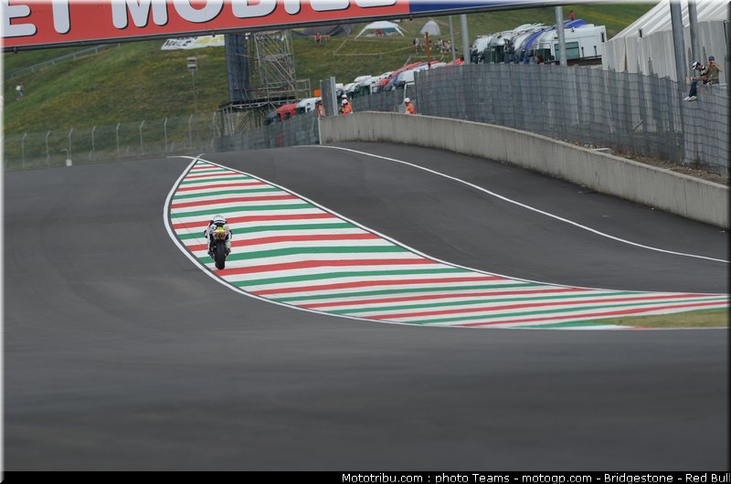 moto2_pirro_0005_italie_mugello_2011