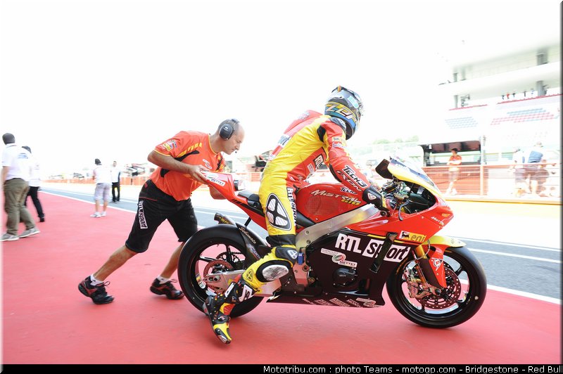 moto2_simeon_0006_italie_mugello_2011