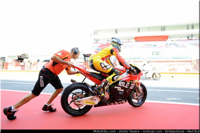 moto2_simeon_0007_italie_mugello_2011