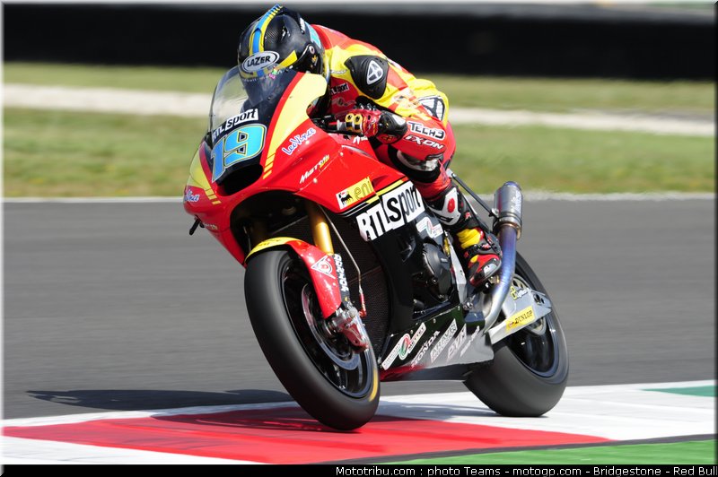 moto2_simeon_0014_italie_mugello_2011