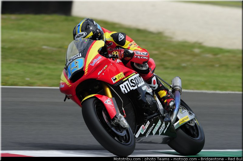 moto2_simeon_0021_italie_mugello_2011