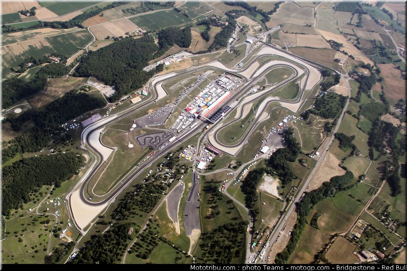 motogp_ambiance_0011_italie_mugello_2011