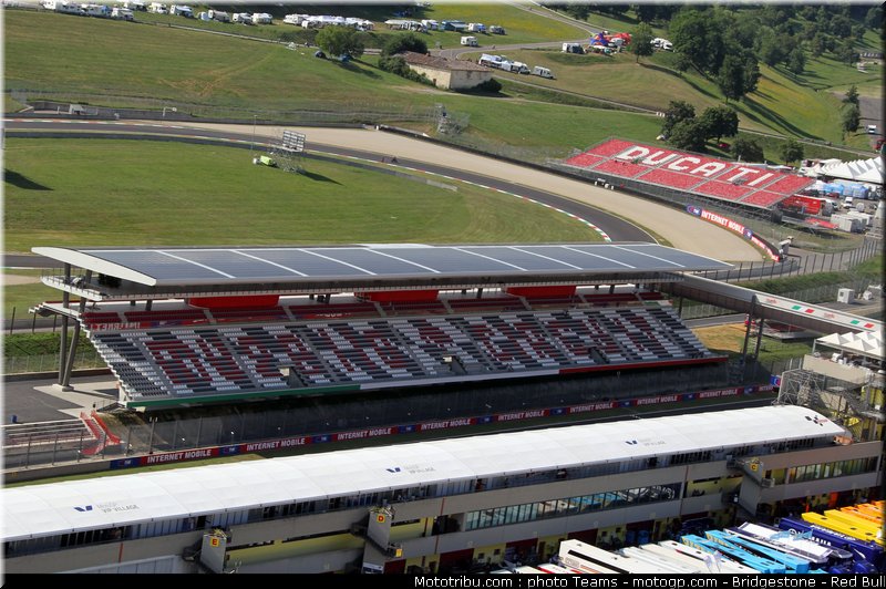 motogp_ambiance_0013_italie_mugello_2011