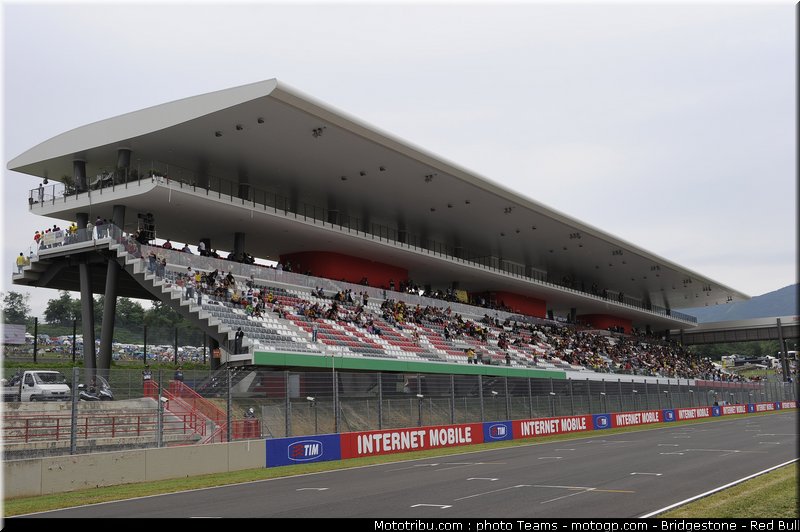 motogp_ambiance_0014_italie_mugello_2011