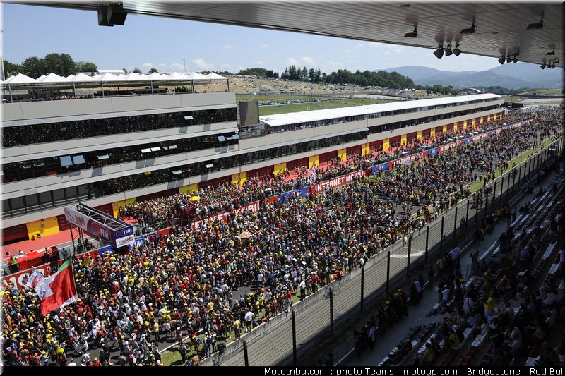motogp_ambiance_0025_italie_mugello_2011