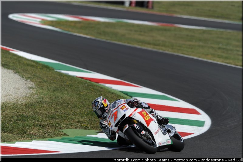 motogp_aoyama_0005_italie_mugello_2011