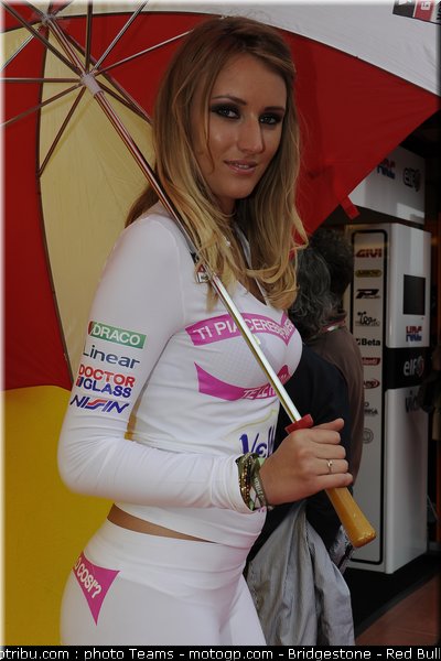 motogp_pitbabe_0014_italie_mugello_2011