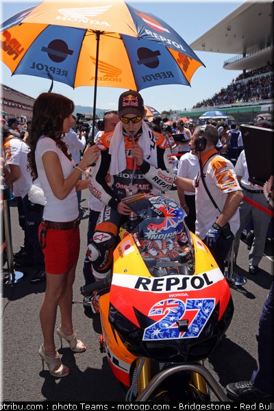 motogp_pitbabe_0023_italie_mugello_2011