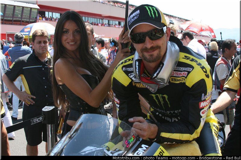 motogp_pitbabe_0046_italie_mugello_2011