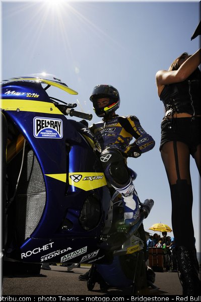 motogp_pitbabe_0048_italie_mugello_2011