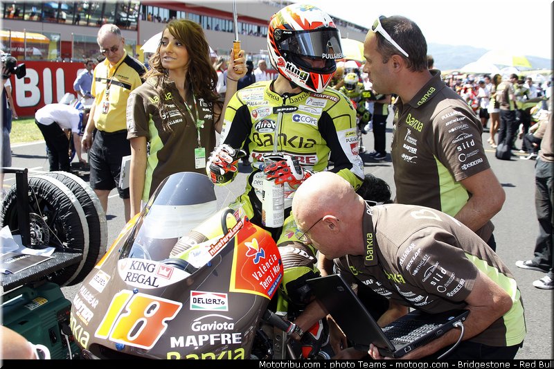 motogp_pitbabe_0064_italie_mugello_2011