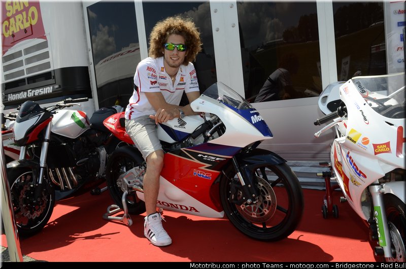 motogp_simoncelli_0012_italie_mugello_2011
