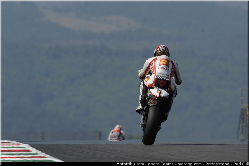 motogp_simoncelli_0020_italie_mugello_2011