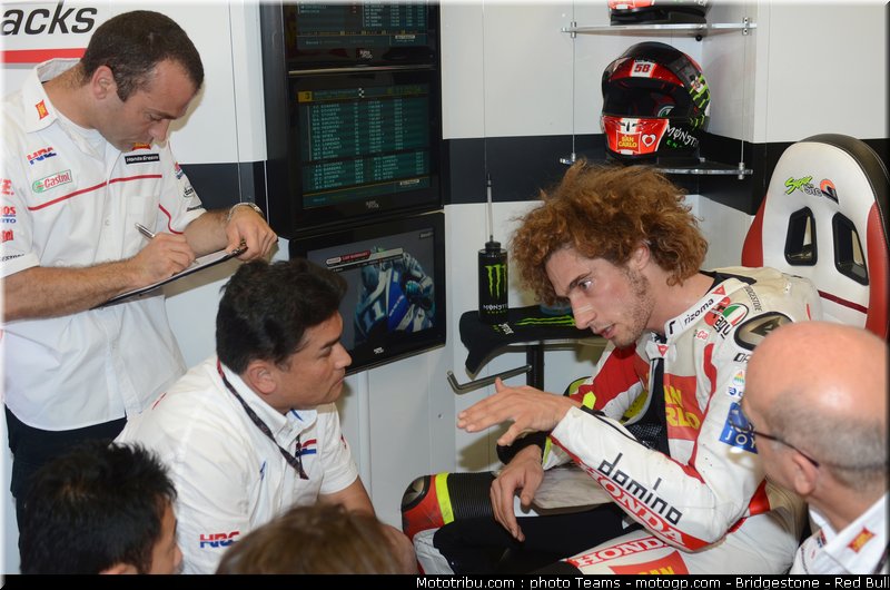 motogp_simoncelli_0043_italie_mugello_2011