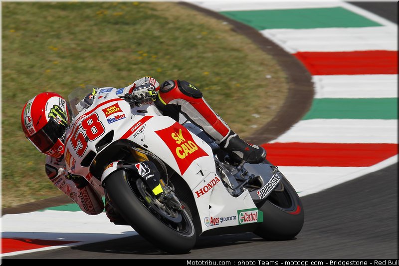 motogp_simoncelli_0076_italie_mugello_2011