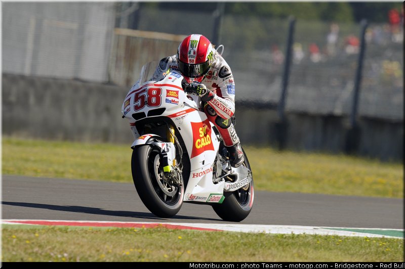 motogp_simoncelli_0096_italie_mugello_2011