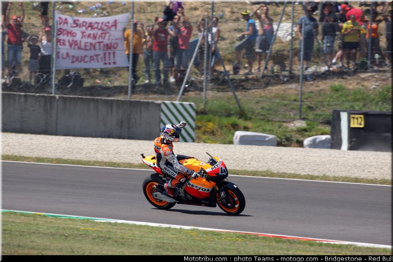 motogp_stoner_0013_italie_mugello_2011