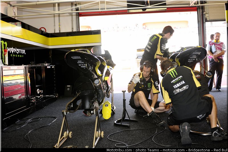 motogp_tech3_0002_italie_mugello_2011