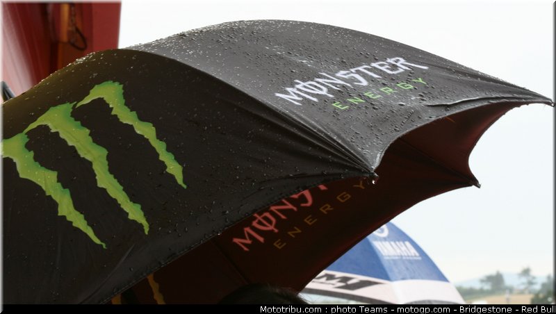 motogp_tech3_0006_italie_mugello_2011