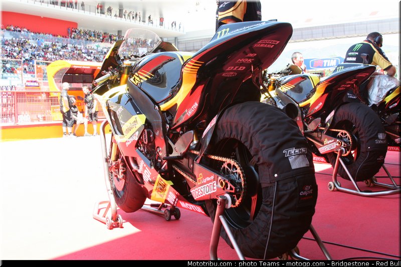 motogp_tech3_0007_italie_mugello_2011