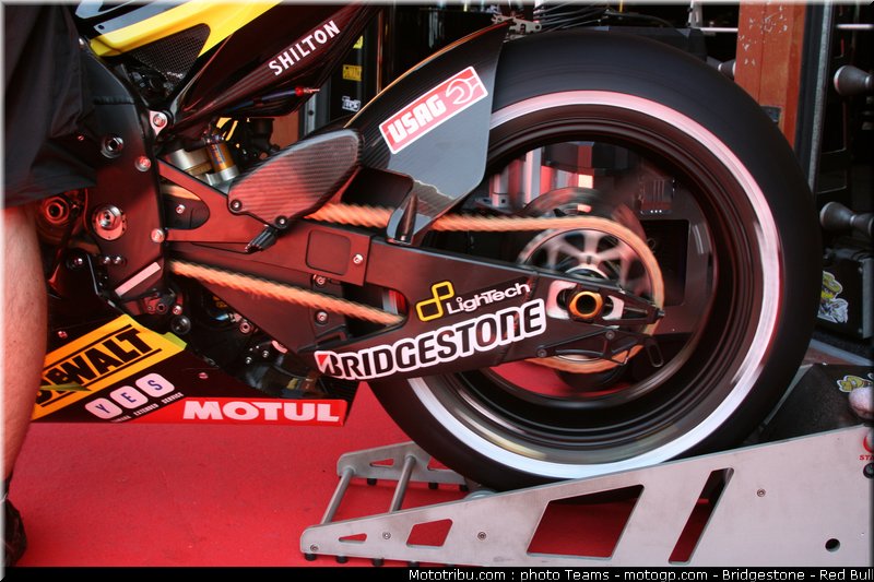 motogp_tech3_0008_italie_mugello_2011