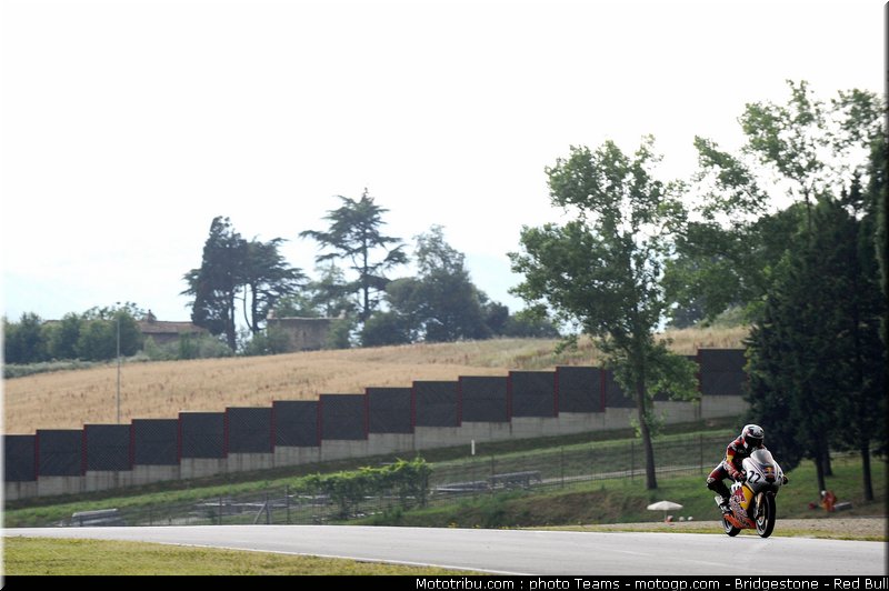 red_bull_rookie_cup_espana_0001_italie_mugello_2011