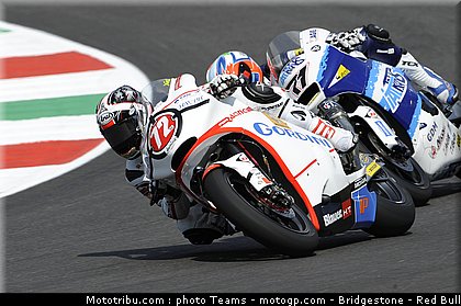 moto2_0014_italie_mugello_2011.jpg