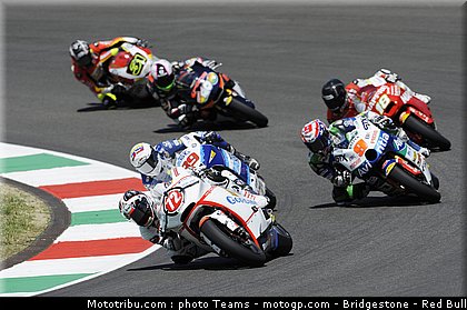 moto2_0016_italie_mugello_2011.jpg