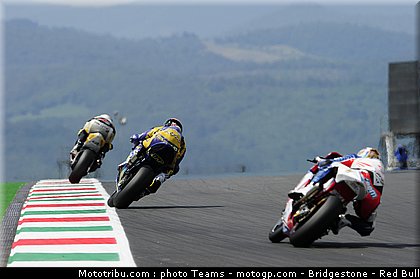 moto2_0022_italie_mugello_2011.jpg