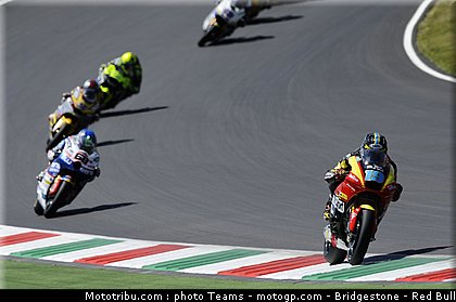 moto2_0031_italie_mugello_2011.jpg