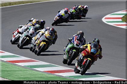 moto2_0034_italie_mugello_2011.jpg