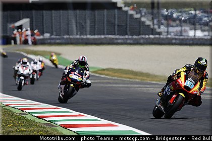 moto2_0045_italie_mugello_2011.jpg