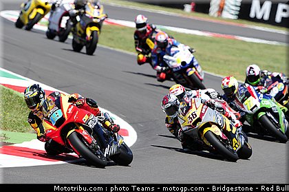 moto2_0050_italie_mugello_2011.jpg