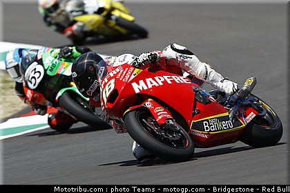 moto2_0064_italie_mugello_2011.jpg