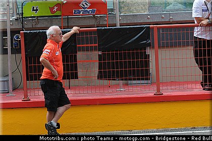 moto2_bradl_0001_italie_mugello_2011.jpg
