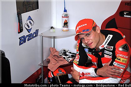 moto2_bradl_0005_italie_mugello_2011.jpg