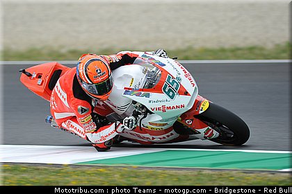 moto2_bradl_0006_italie_mugello_2011.jpg