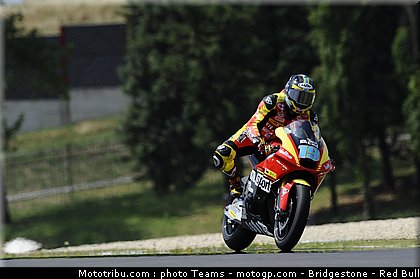 moto2_simeon_0008_italie_mugello_2011.jpg