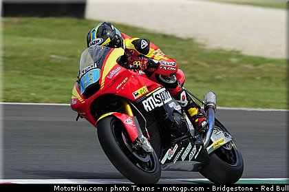 moto2_simeon_0021_italie_mugello_2011.jpg